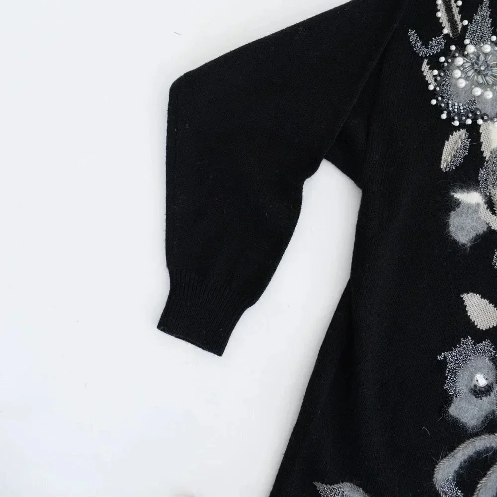 Vintage Angora Elegant Black and White Floral Sweater - Picture 8 of 13